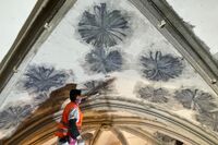 MC-Carbo Rope was used to support the cracked ceiling.